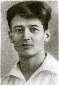 Олесь Гончар (1918 — 1995). Біографія